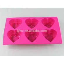 Heat resistant silicone multi-shape cake mould